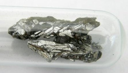 A sample of arsenic — material illustration