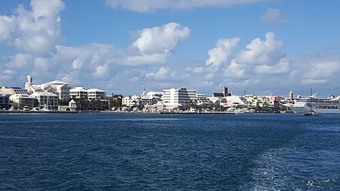 Hamilton, Bermuda — island context, not the crash locations in Sandys