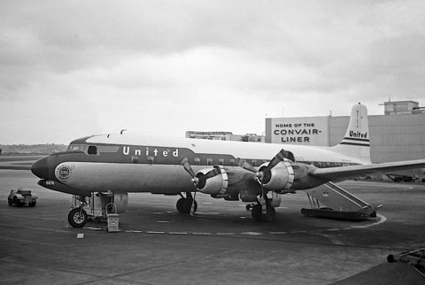 A United Airlines Douglas DC-6B — aircraft type illustration